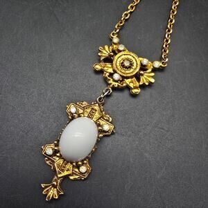 LJM Laurentian Jewelry Necklace Gold Tone Milk Glass Rhinestone